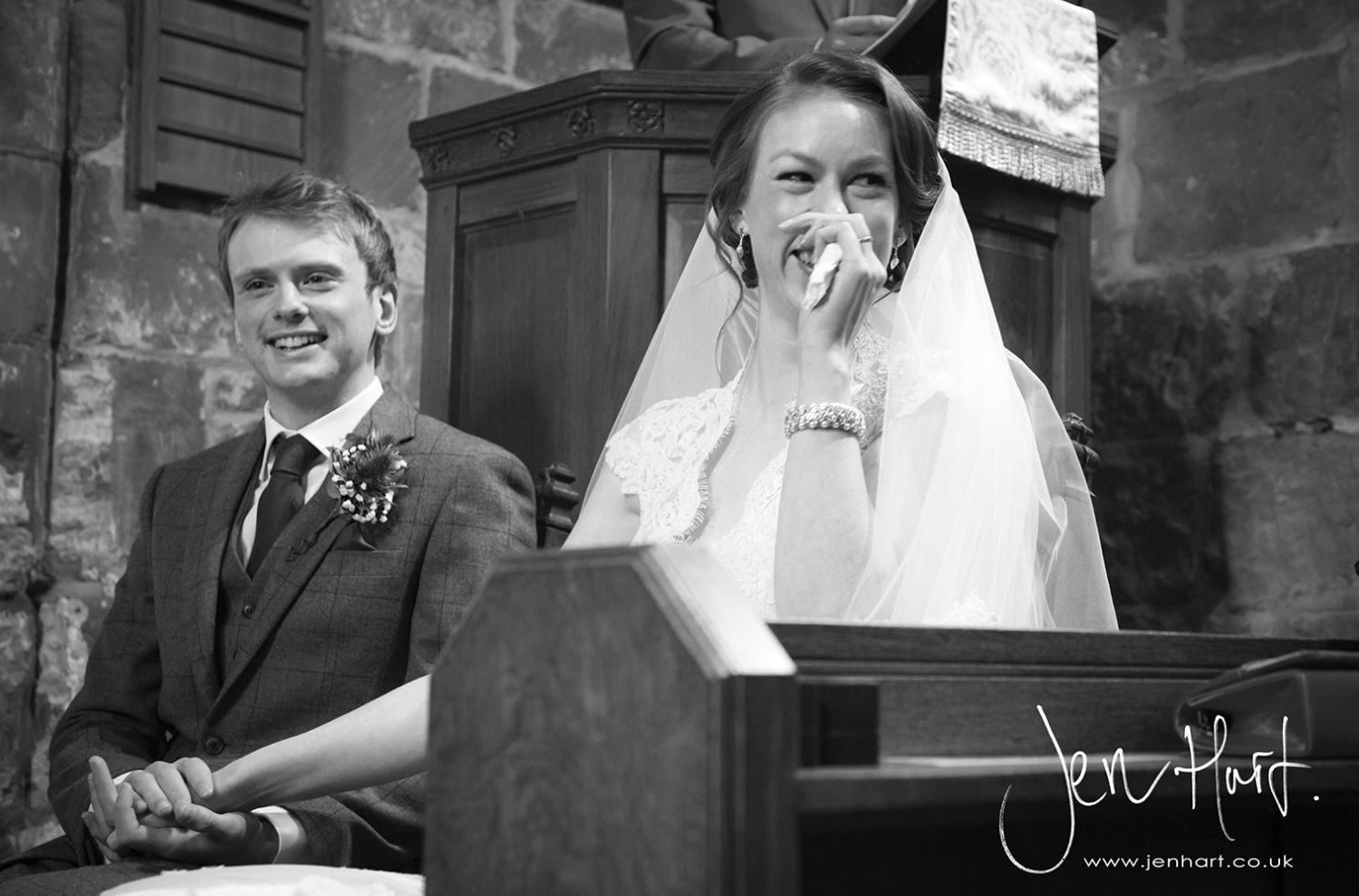 Photograph-Wedding-Whinstone-View_02May15_094