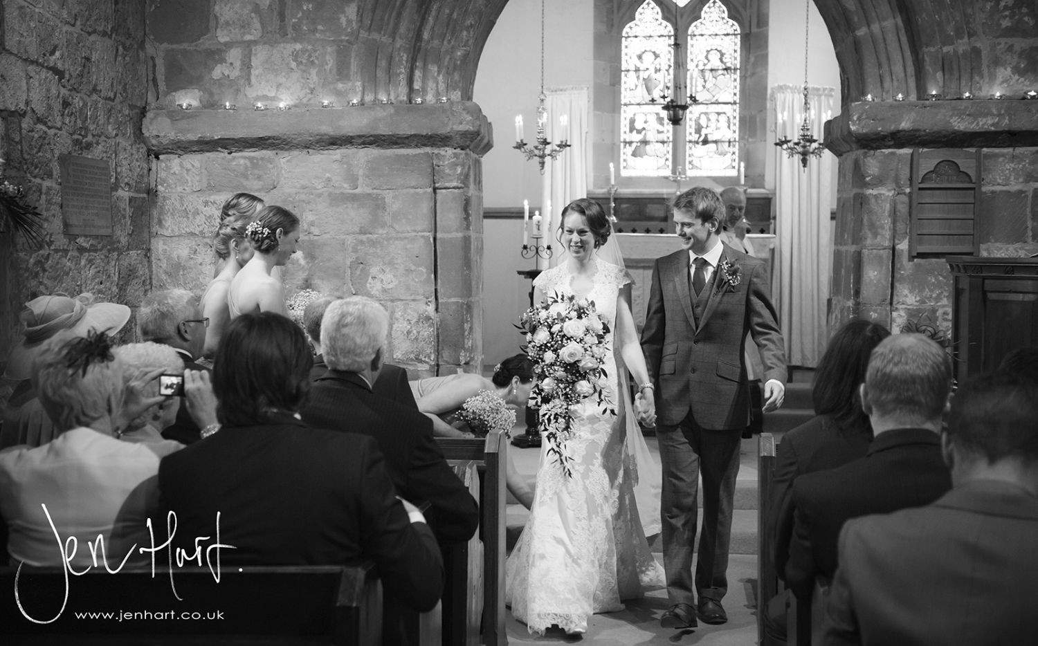 Photograph-Wedding-Whinstone-View_02May15_117