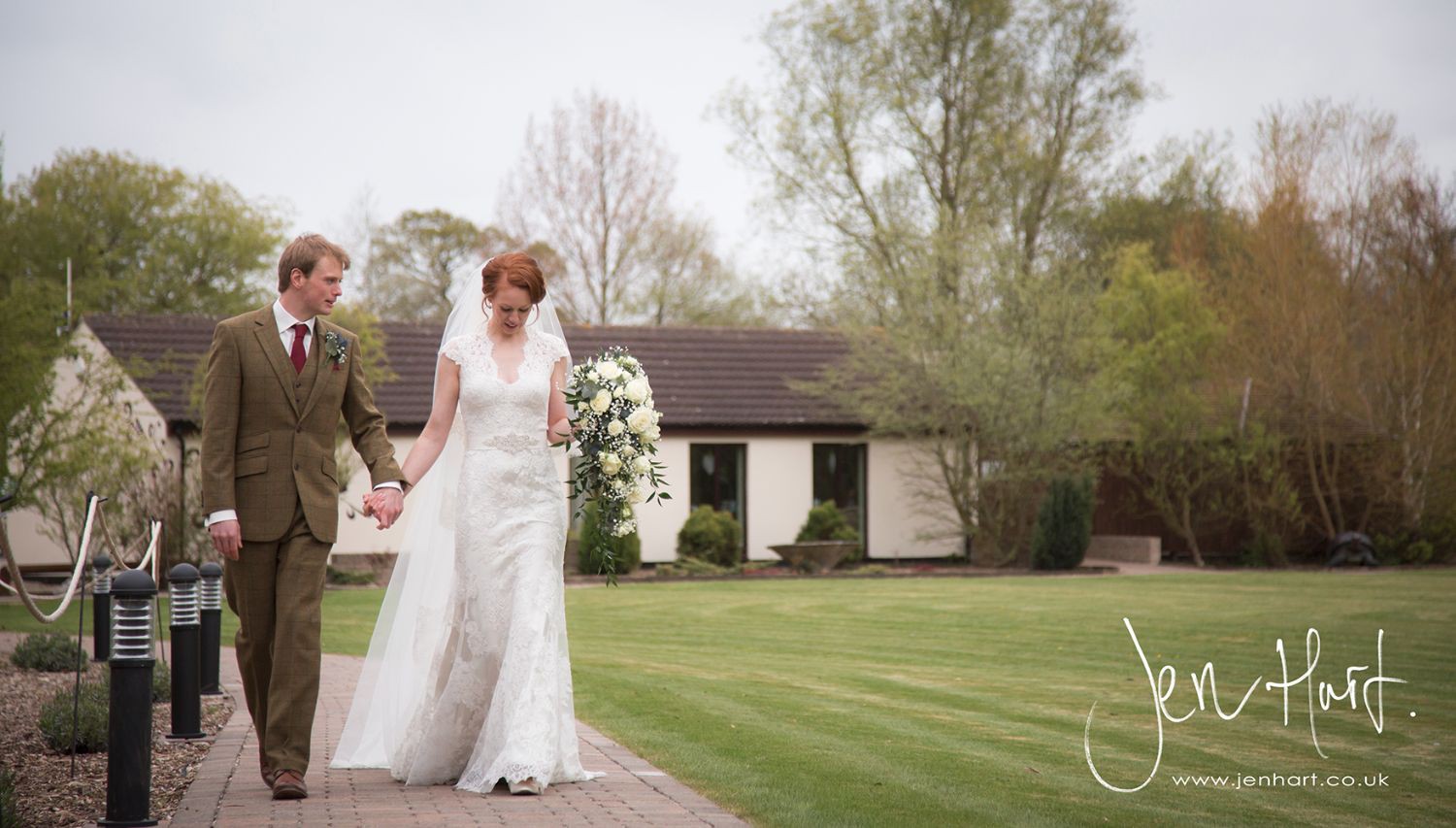 Photograph-Wedding-Whinstone-View_02May15_171