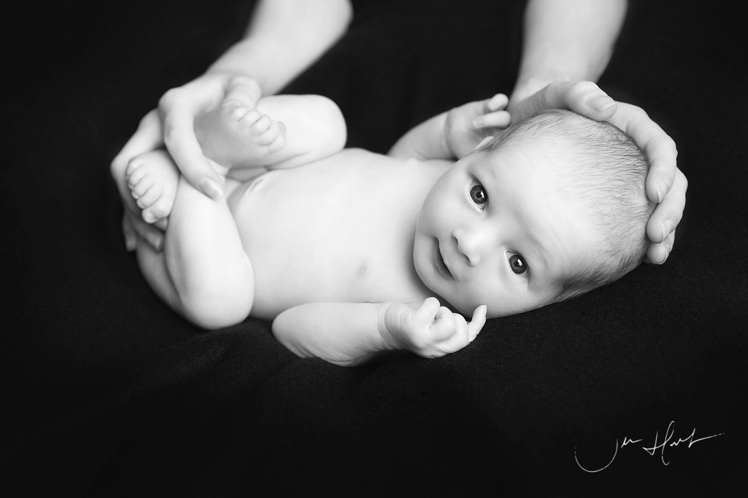 Newborn-Baby-Photography-Jen-Hart-Ollie- 13July17_029bw