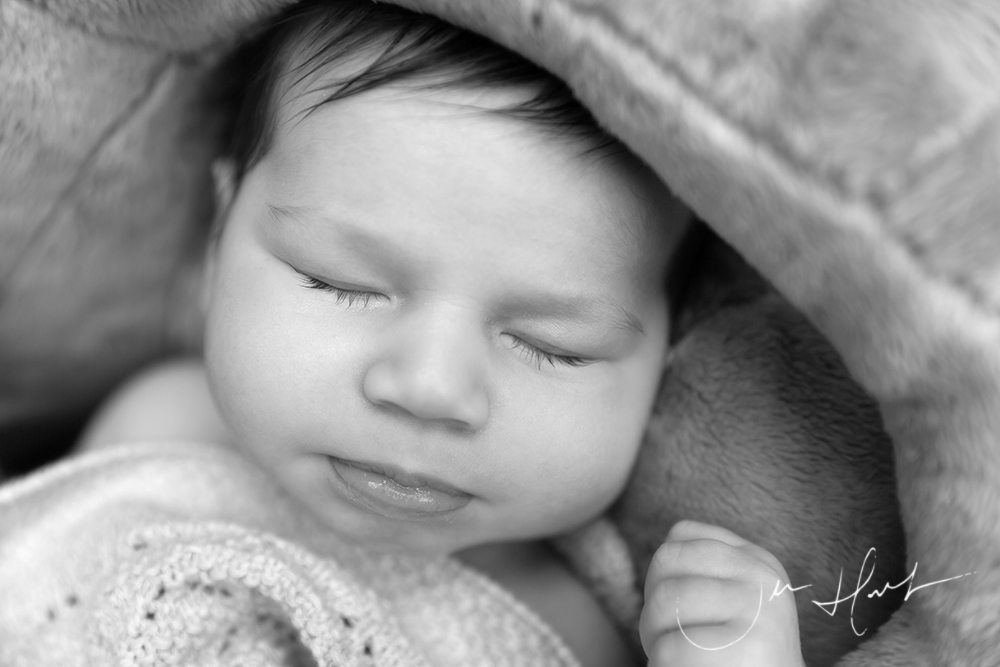 Newborn-Baby-Studio-Photography-Jen-Hart-Middlesbrough-Mistry-16042021-0011